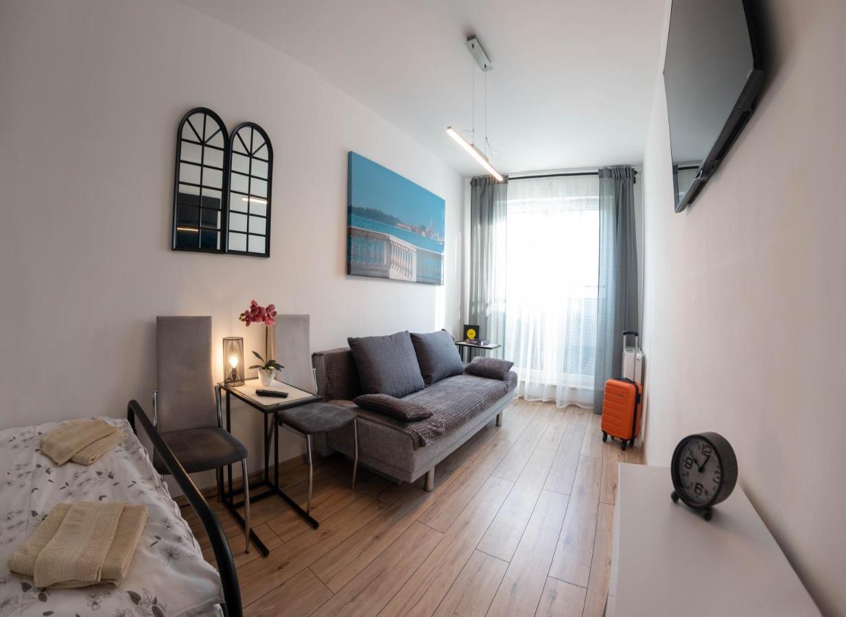 Apartament Loftowy Wypoczynek Goldair Διαμέρισμα Πόζναν Εξωτερικό φωτογραφία