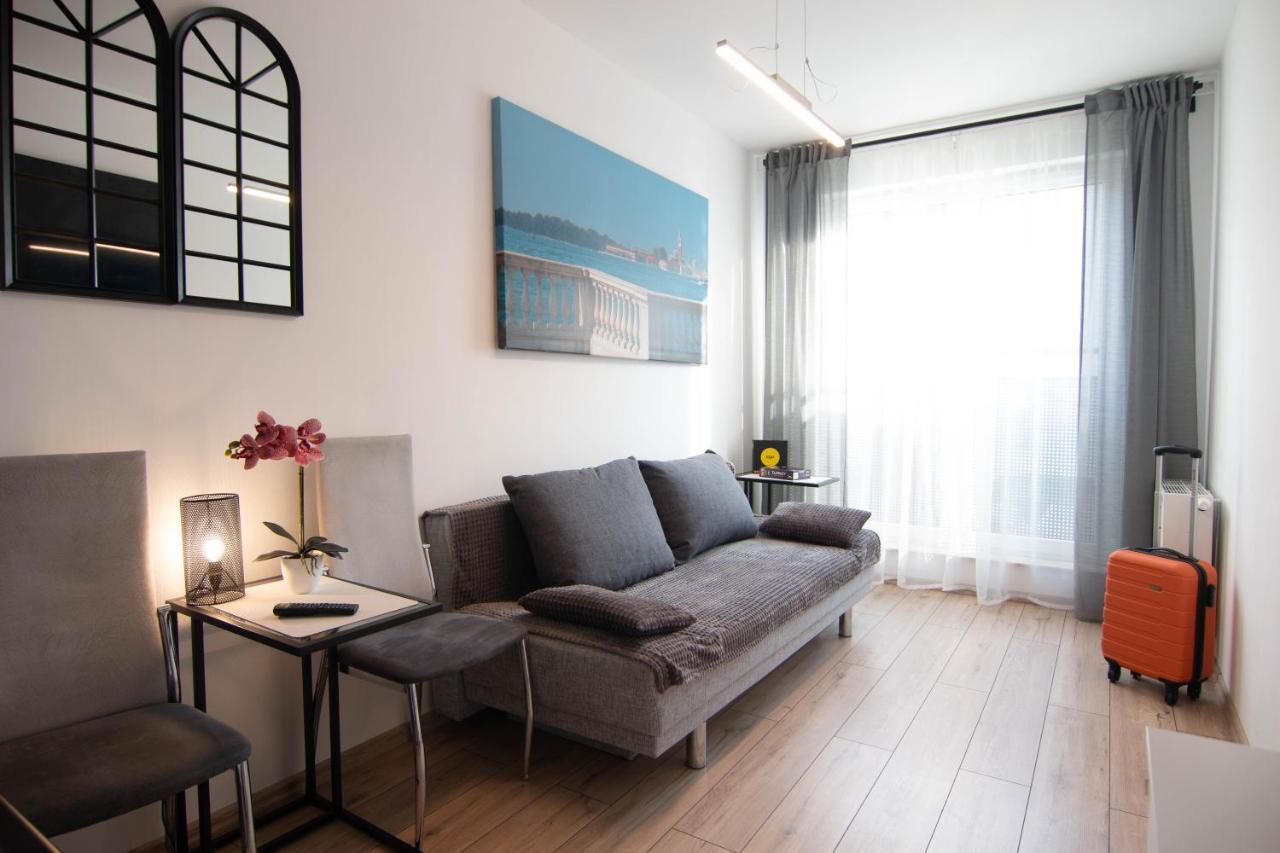 Apartament Loftowy Wypoczynek Goldair Διαμέρισμα Πόζναν Εξωτερικό φωτογραφία